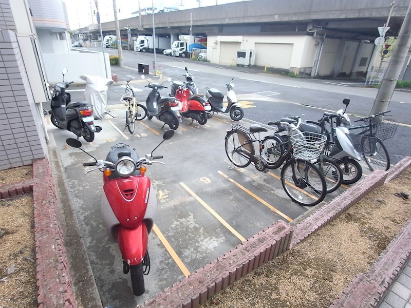 シャトラン弓木弐番館の外観写真