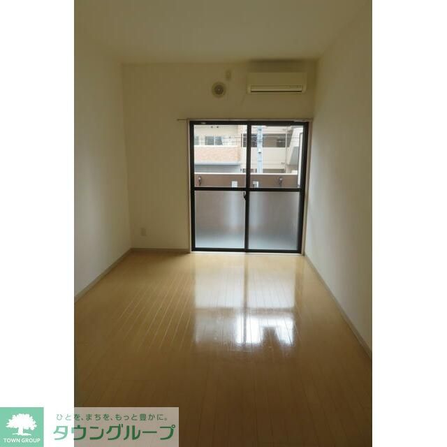 Major Land 横濱鶴見の居間写真