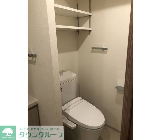 トイレ　※写真は同タイプ住戸です。