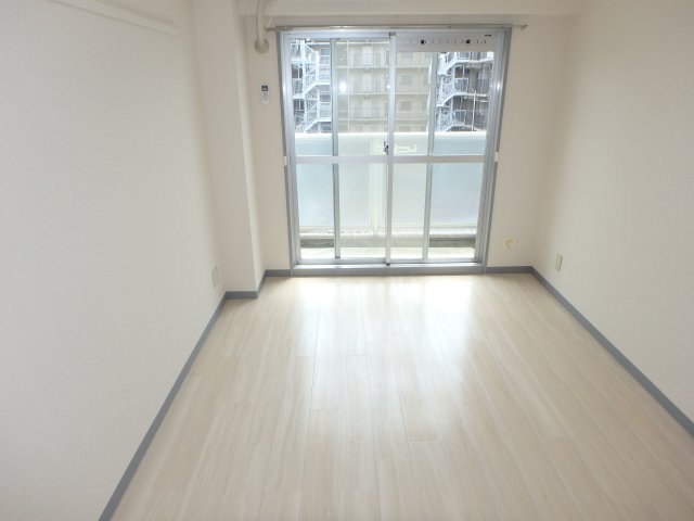 居室・リビング　他のお部屋の参考写真となります。