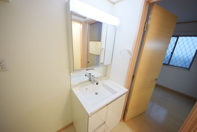 洗面設備　※別部屋参考写真※