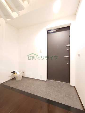 玄関　プライムアーバン目黒三田