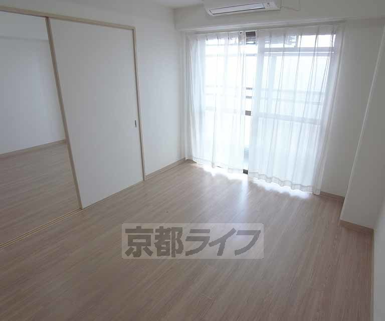 居室・リビング　綺麗なお部屋です。