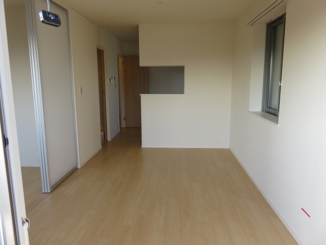 居室・リビング　同タイプ3Ｆの室内写真（参考写真）になります。