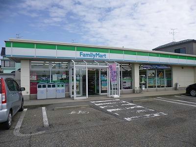 コンビニ　ファミリーマート新潟立仏店（コンビニ）まで367m