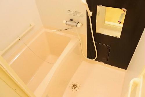 バス・シャワールーム　浴室乾燥機付で雨の日でも快適にお洗濯♪