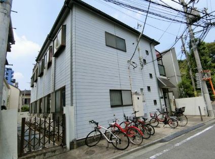 東京都新宿区下落合４（アパート）の賃貸物件の外観