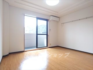 居室・リビング　エアコン付き