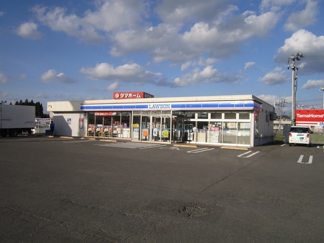 コンビニ　ローソン秋田御所野堤台一丁目店（コンビニ）まで740m