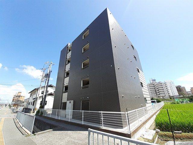 【ワイズ　オブリガートの建物外観】