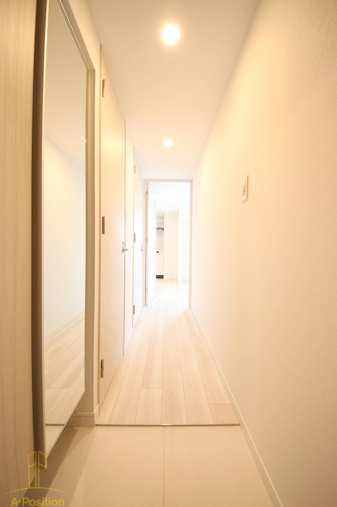 玄関　S-RESIDENCE堺筋本町Uno