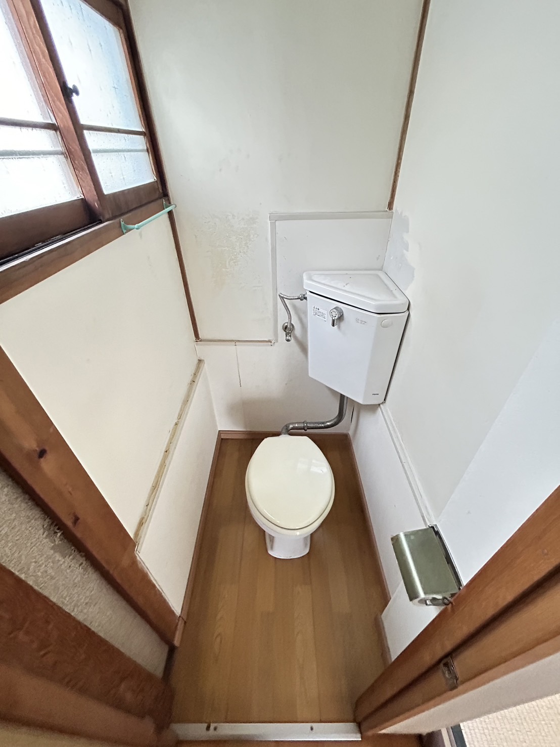 東垂水3丁目戸建のトイレ写真