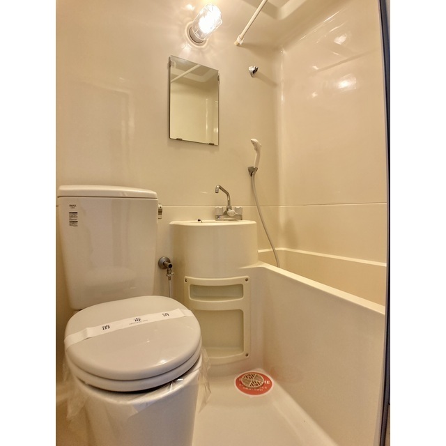 バス・シャワールーム　３点ユニット