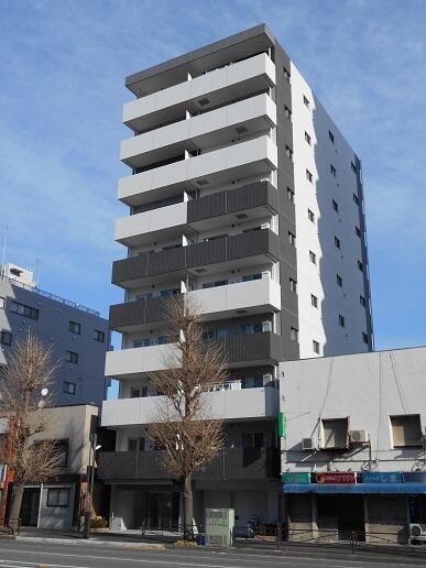 【川崎市川崎区大島のマンションの建物外観】