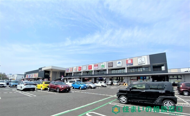 【岡崎市岡町のアパートのスーパー】