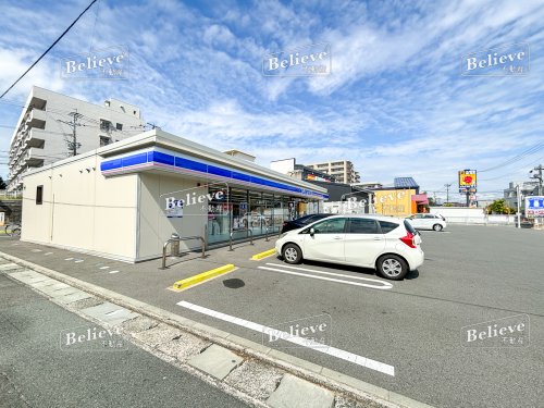 コンビニ　ローソン 久留米櫛原町店（コンビニ）まで156m