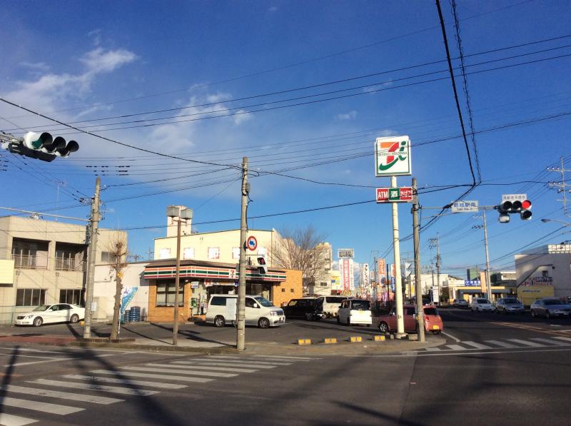 コンビニ　セブンイレブン結城駅前店（コンビニ）まで253m