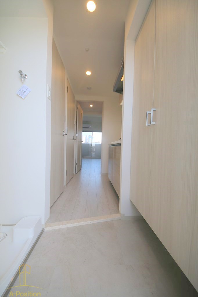 玄関　Alivis福島海老江