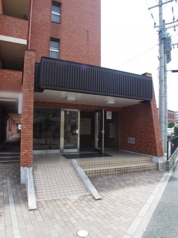 エントランス　建物の内部です