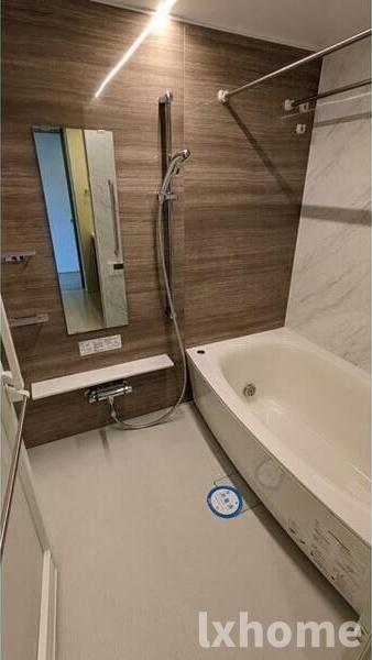 バス・シャワールーム　お風呂で日々の疲れを落としましょう