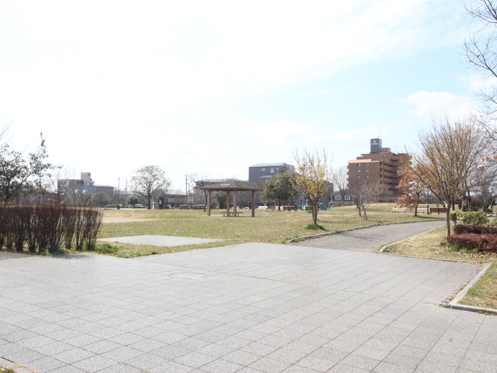 公園　七郷中央公園（公園）まで190m