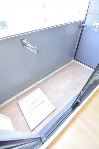 バルコニー　明るいバルコニーです