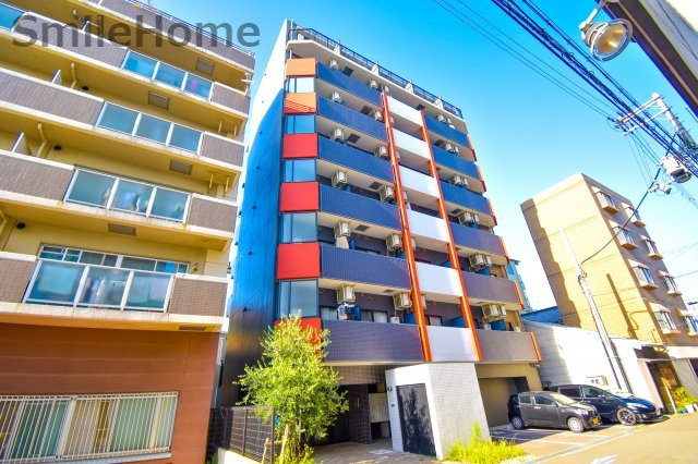 建物外観　オートロック・エレベーター付きマンションです