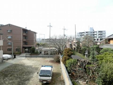 ロイヤルファインヴェール　眺望　2階からの眺望