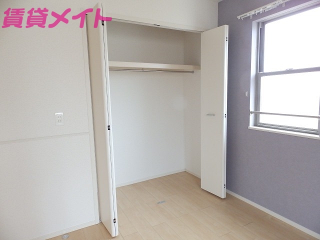 収納　同型反転写真