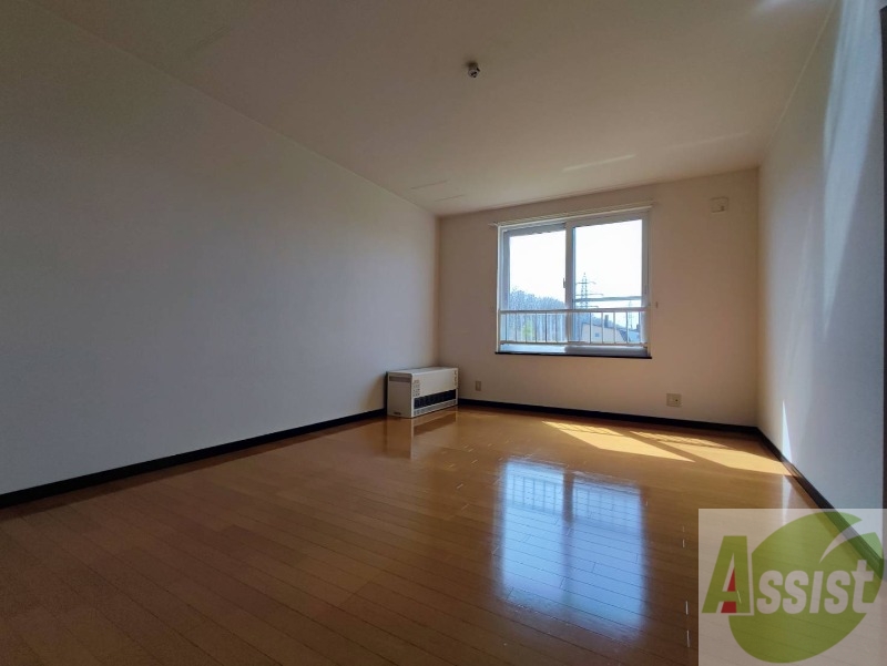 居室・リビング　広くてキレイなお部屋が広がっていて、充実した生活が送れそう