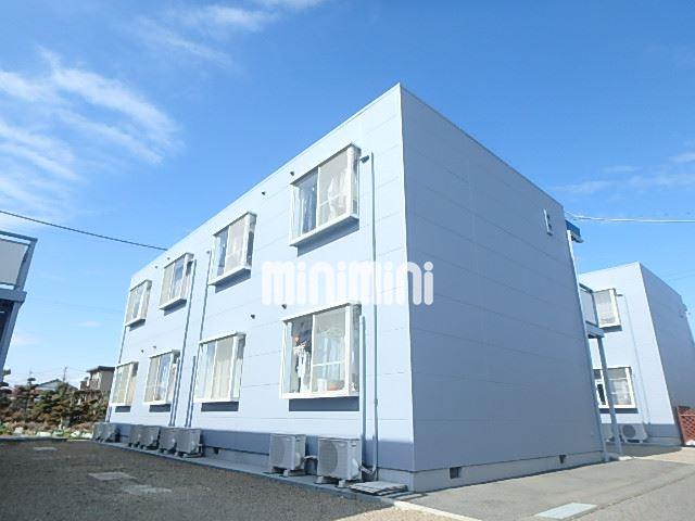 建物外観　水色の綺麗なスタイリッシュな外観です。