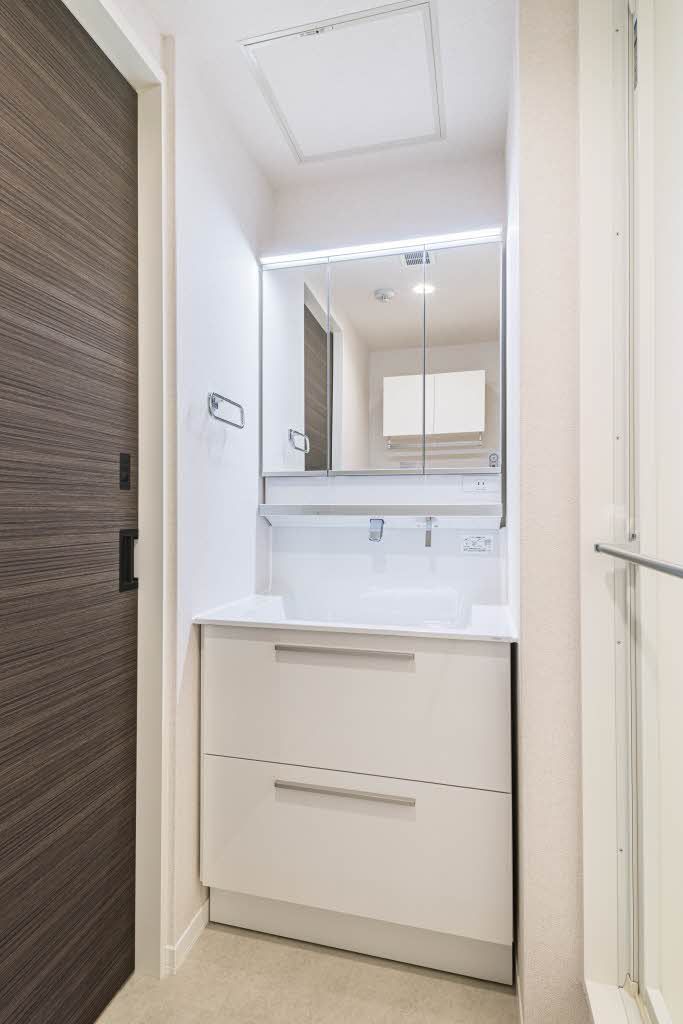 洗面設備　洗面化粧台