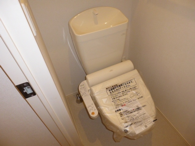 トイレ　シャワー付きトイレ