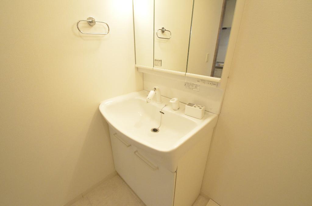 洗面設備　洗髪洗面化粧台