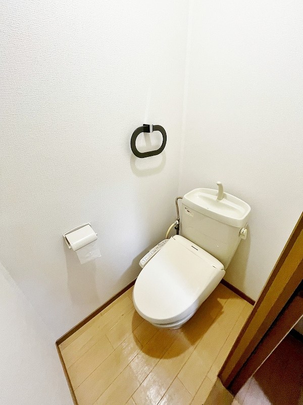 トイレ　★温水洗浄便座★