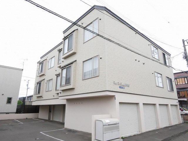 建物外観　きれいな外観です