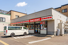 コンビニ　セイコーマート 新発寒3条店（コンビニ）まで365m