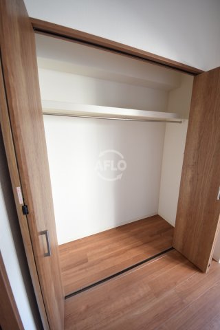 収納　フォーリアライズ本町レクス　クロゼット