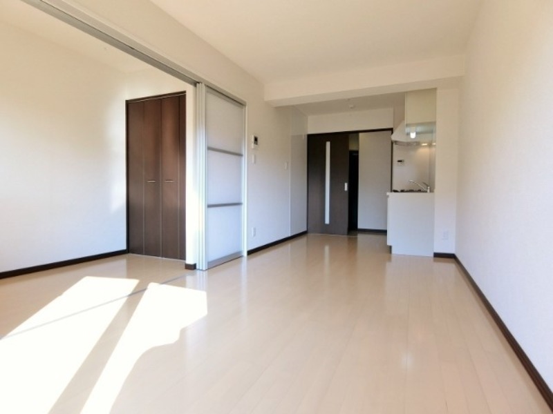 居室・リビング　図面と現状に相違がある場合には現状を優先