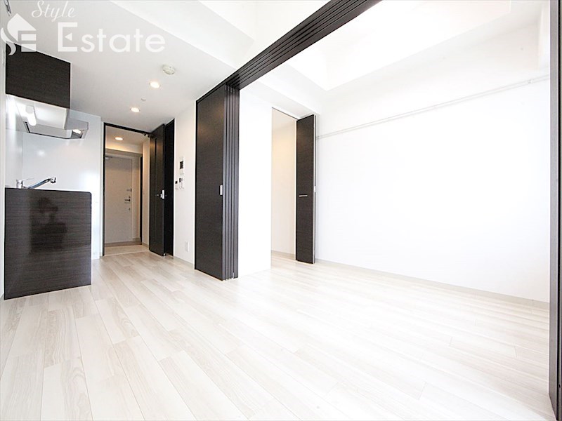 居室・リビング　内装