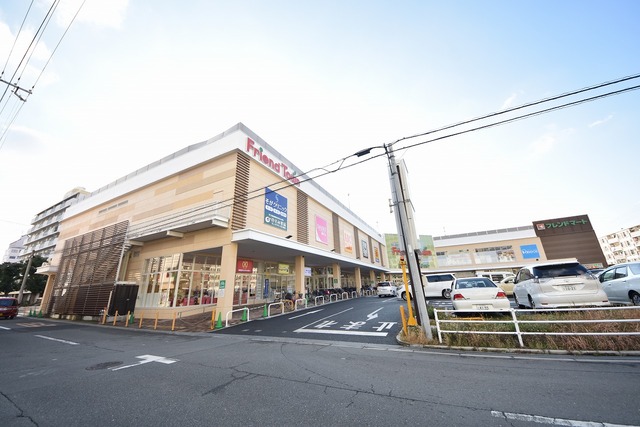 スーパー　フレンドマート　深江橋店（スーパー）まで395m