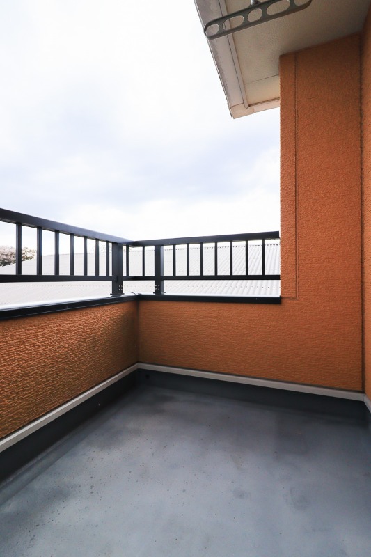 バルコニー　図面と現状に相違がある場合には現状を優先