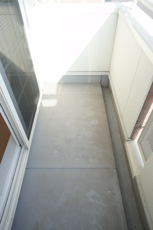 バルコニー　図面と現状に相違がある場合には現状を優先