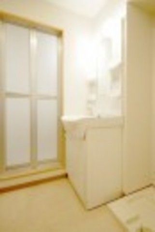 洗面設備　☆新婚さんオススメ築浅1ＬＤＫ！設備充実☆