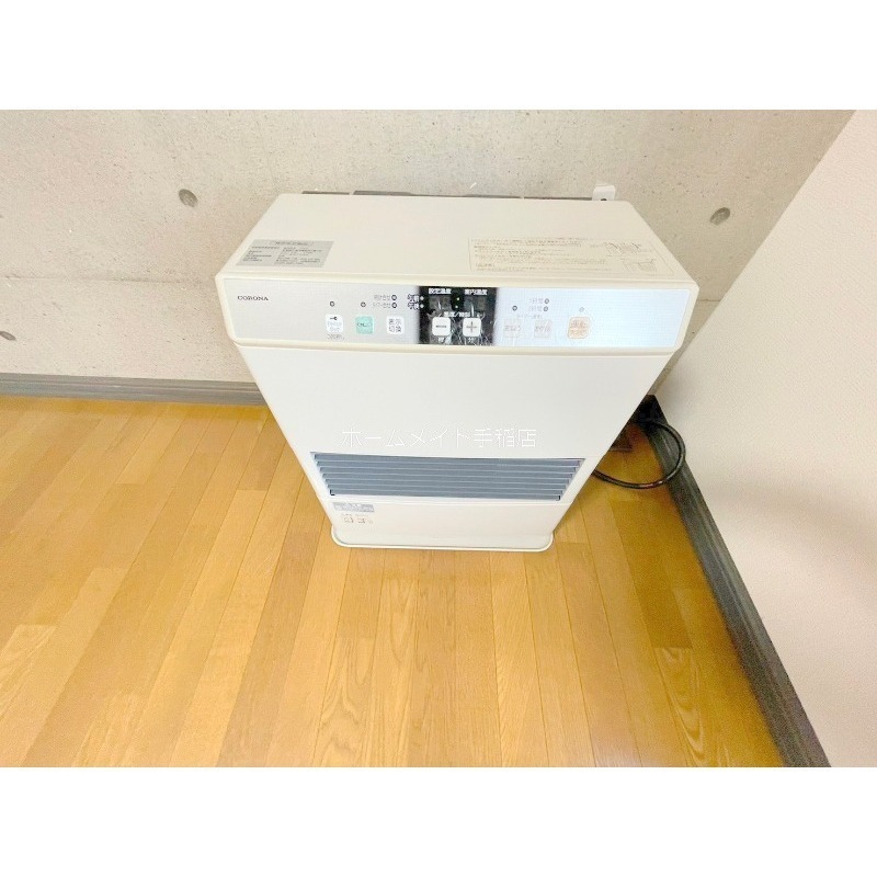 その他設備　灯油ストーブ付きです！