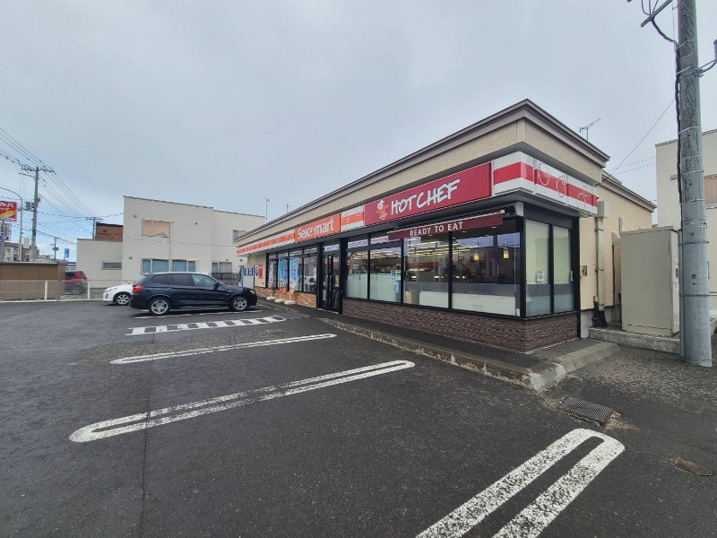 コンビニ　セイコーマート曙3条店（コンビニ）まで418m