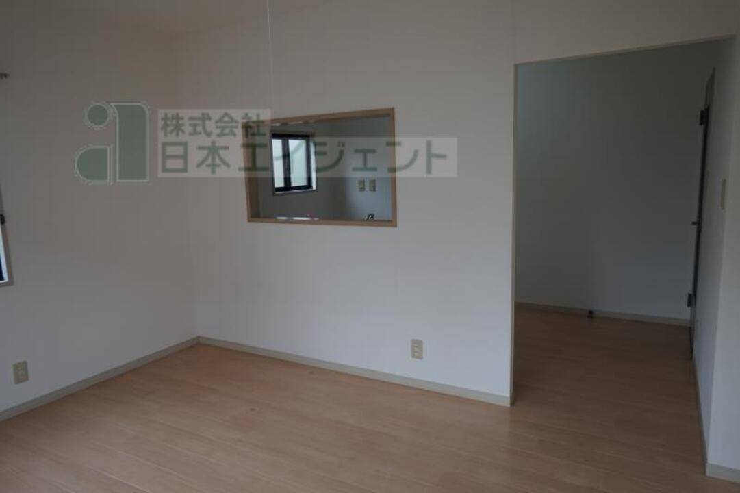 居室・リビング　リビング