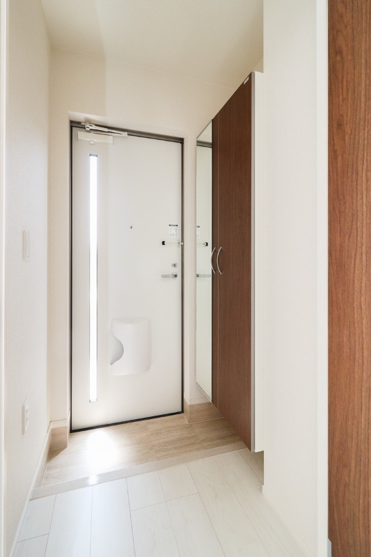 玄関　図面と現状に相違がある場合には現状を優先