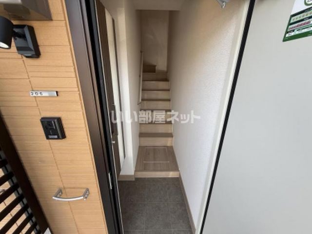 テラロッサの玄関写真