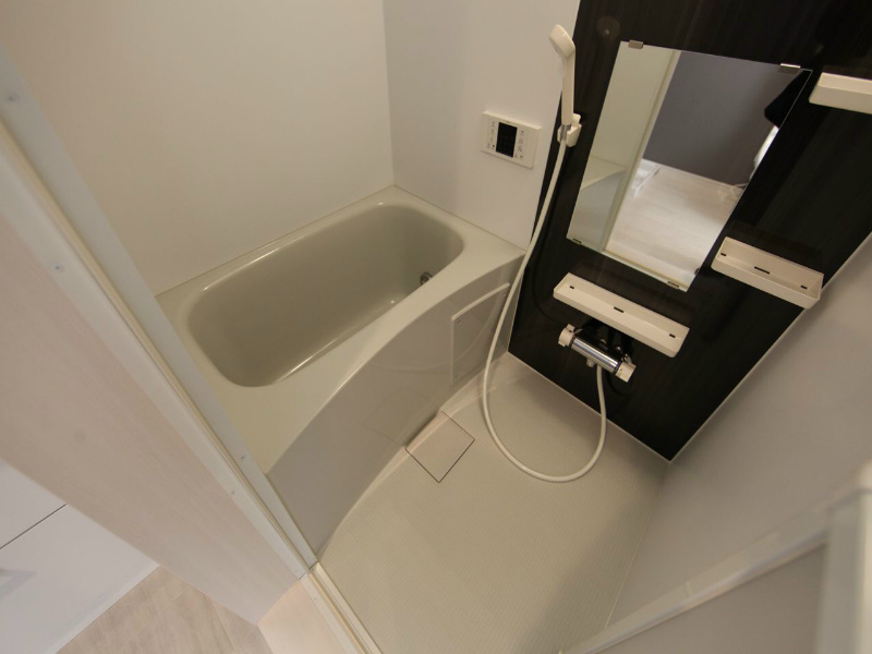 バス・シャワールーム　追い焚き付　オートバス機能付バスルーム